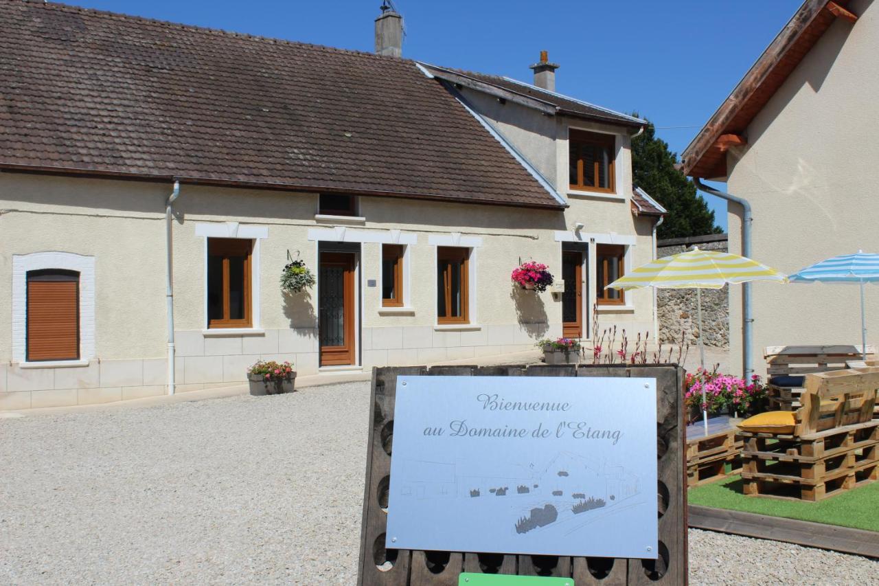 Le Domaine De L Etang Le Merger Oeuilly 外观 照片
